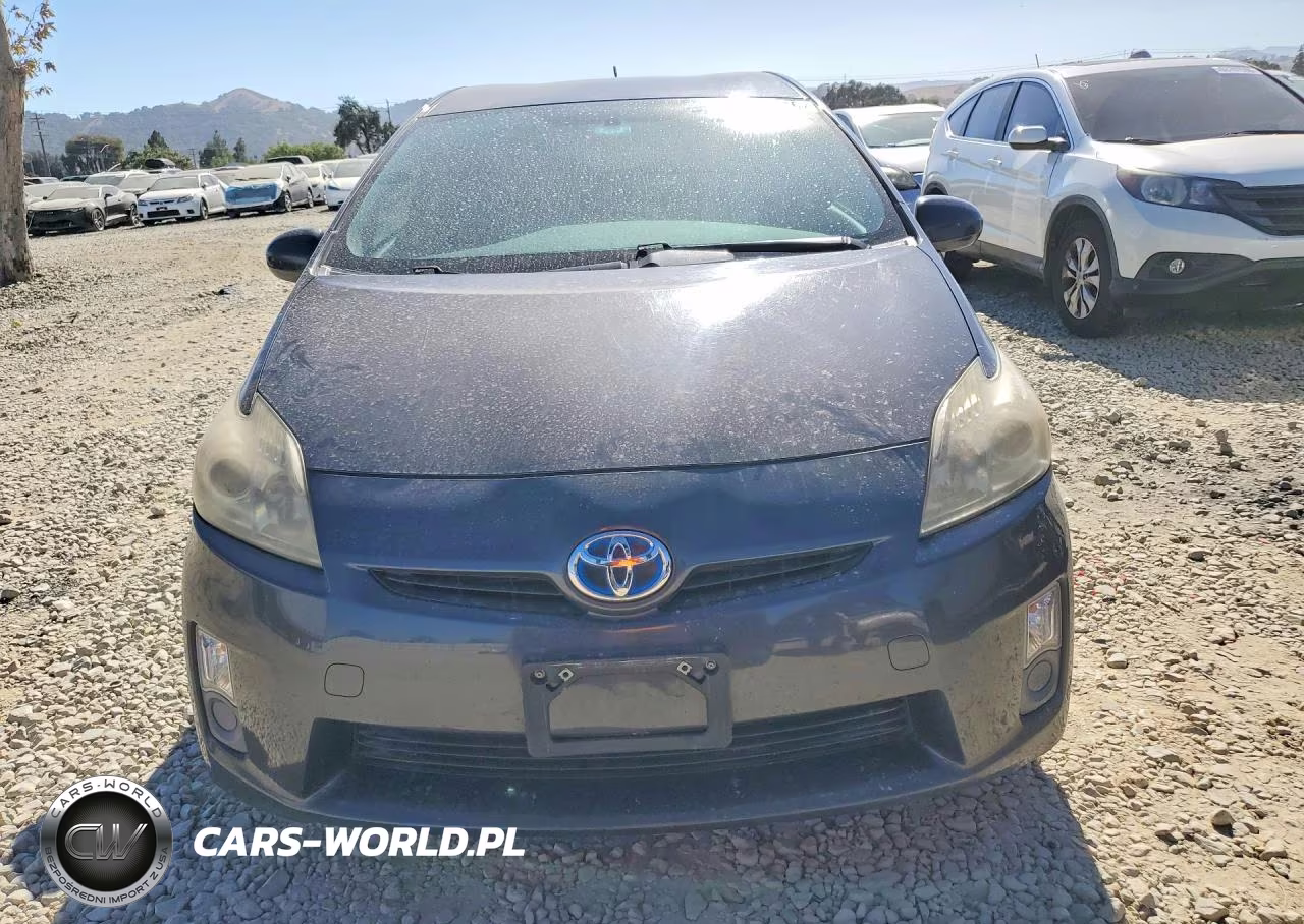 2011 Toyota Prius Three VIN:JTDKN3DU0B1392385 - 5