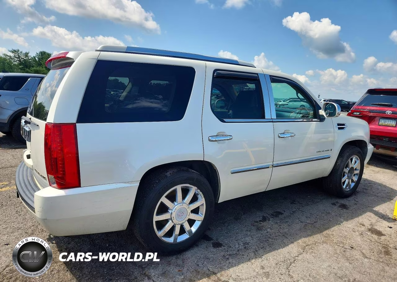 2007 Cadillac Escalade Luxury VIN:1GYFK63877R355000 - 3
