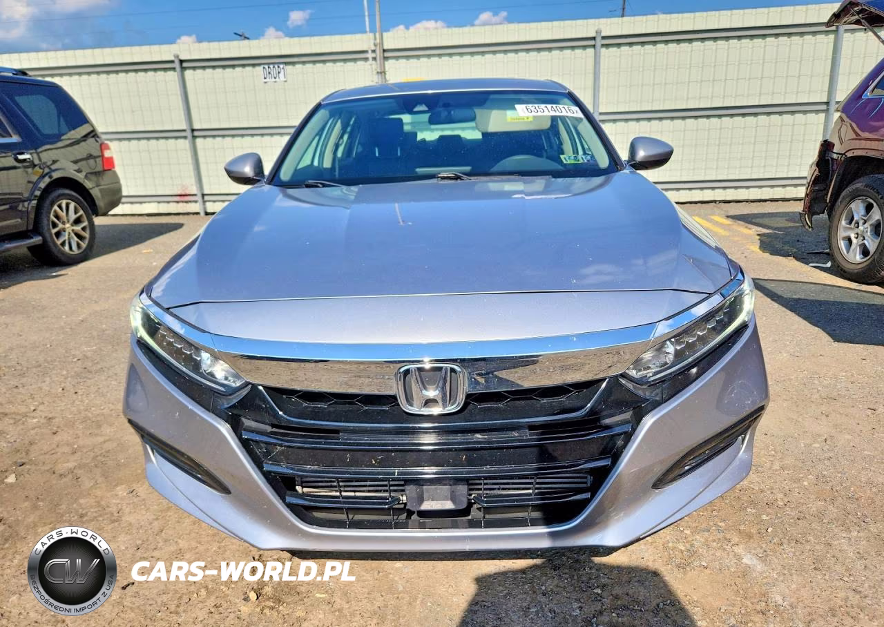 2018 Honda Accord Ex VIN:1HGCV1F4XJA076949 - 5