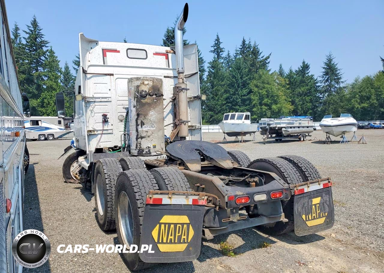 1998 Volvo Vn Semi Truck VIN:4VG7DERH5WN762400 - 2