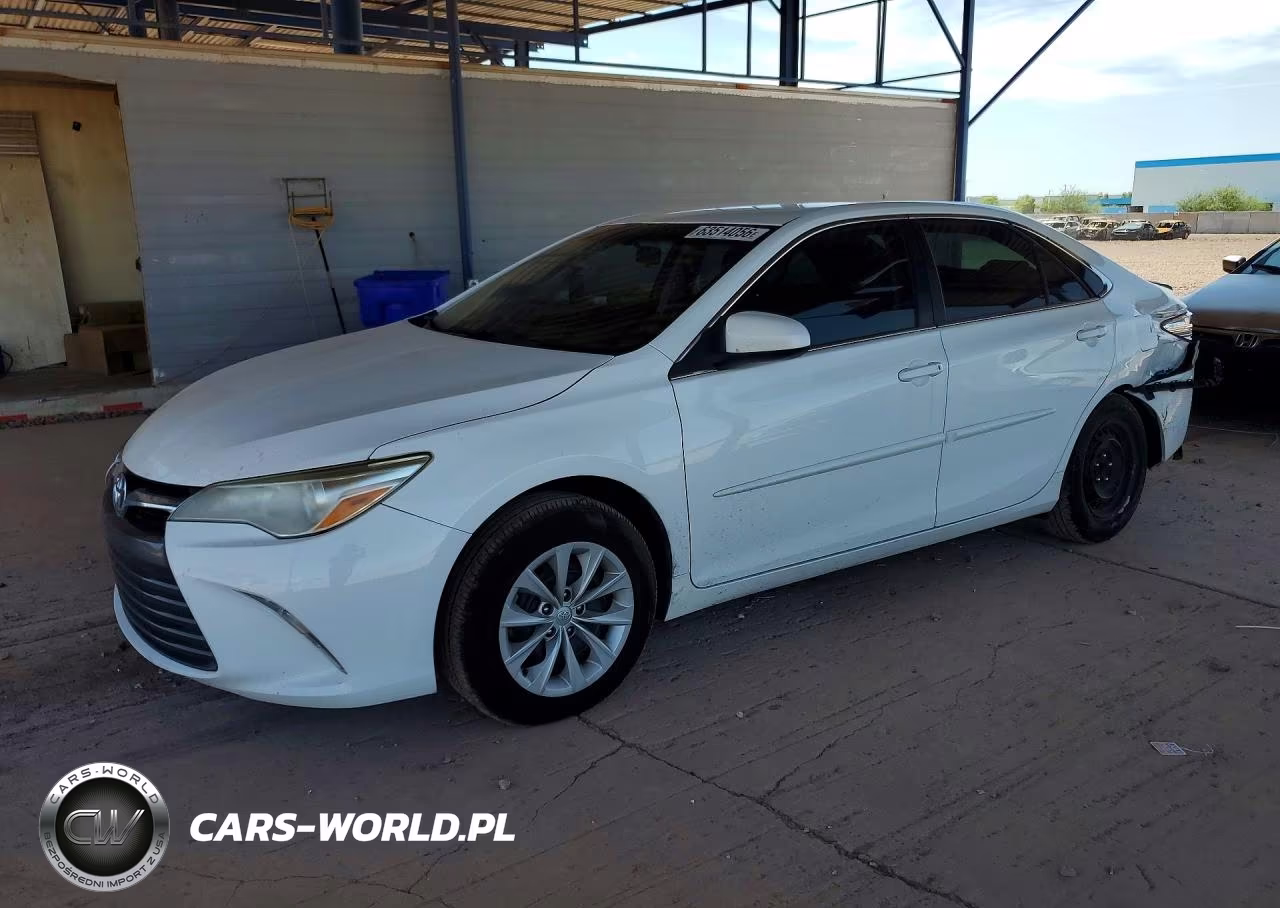 2017 Toyota Camry Le – zdjęcie 1 z 12