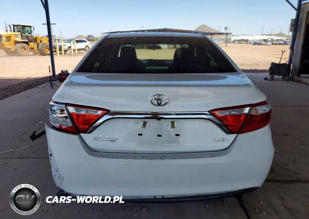 2017 Toyota Camry Le VIN:4T1BF1FK1HU692906 - 6