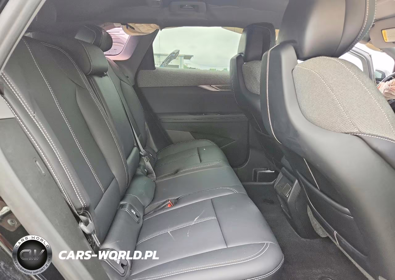 2026 Cadillac Optiq Sport VIN:3GYK3EM48TS133798 - 11