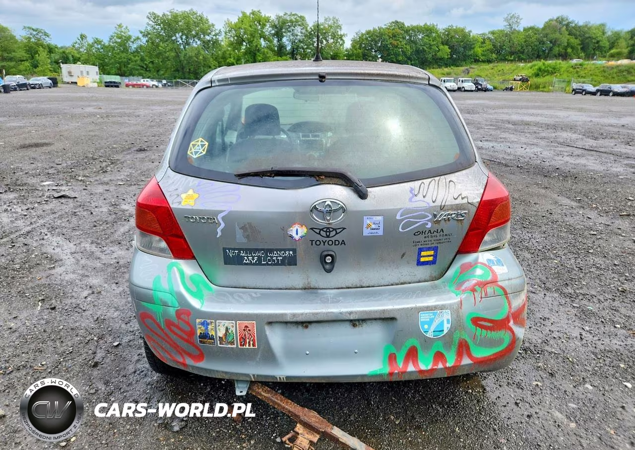 2010 Toyota Yaris Base VIN:JTDJT4K32A5299778 - 6