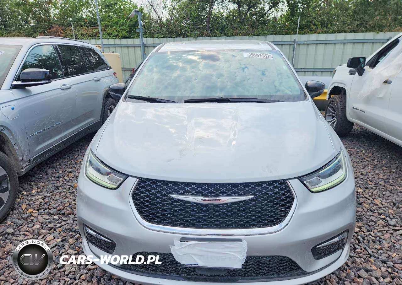 2024 Chrysler Pacifica Touring L VIN:2C4RC1BG0RR155374 - 5