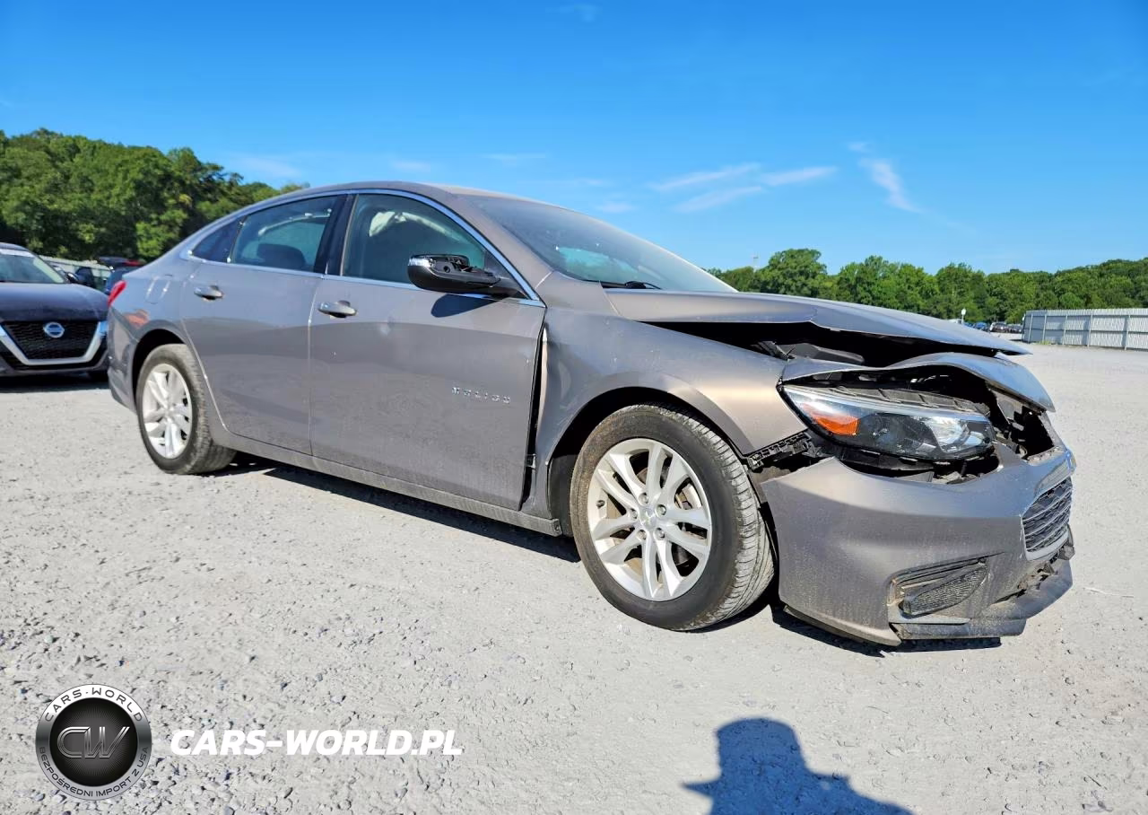 2017 Chevrolet Malibu Lt VIN:1G1ZE5ST0HF165139 - 4