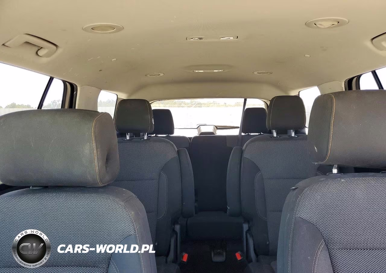 2018 Chevrolet Traverse Lt VIN:1GNEVGKW6JJ258169 - 10