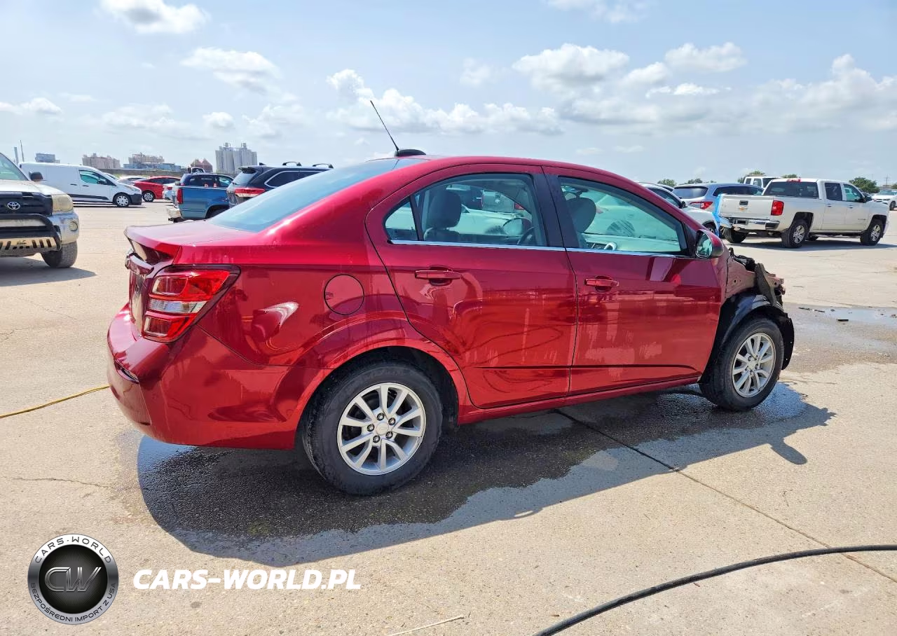 2020 Chevrolet Sonic Lt VIN:1G1JD5SB7L4105306 - 3