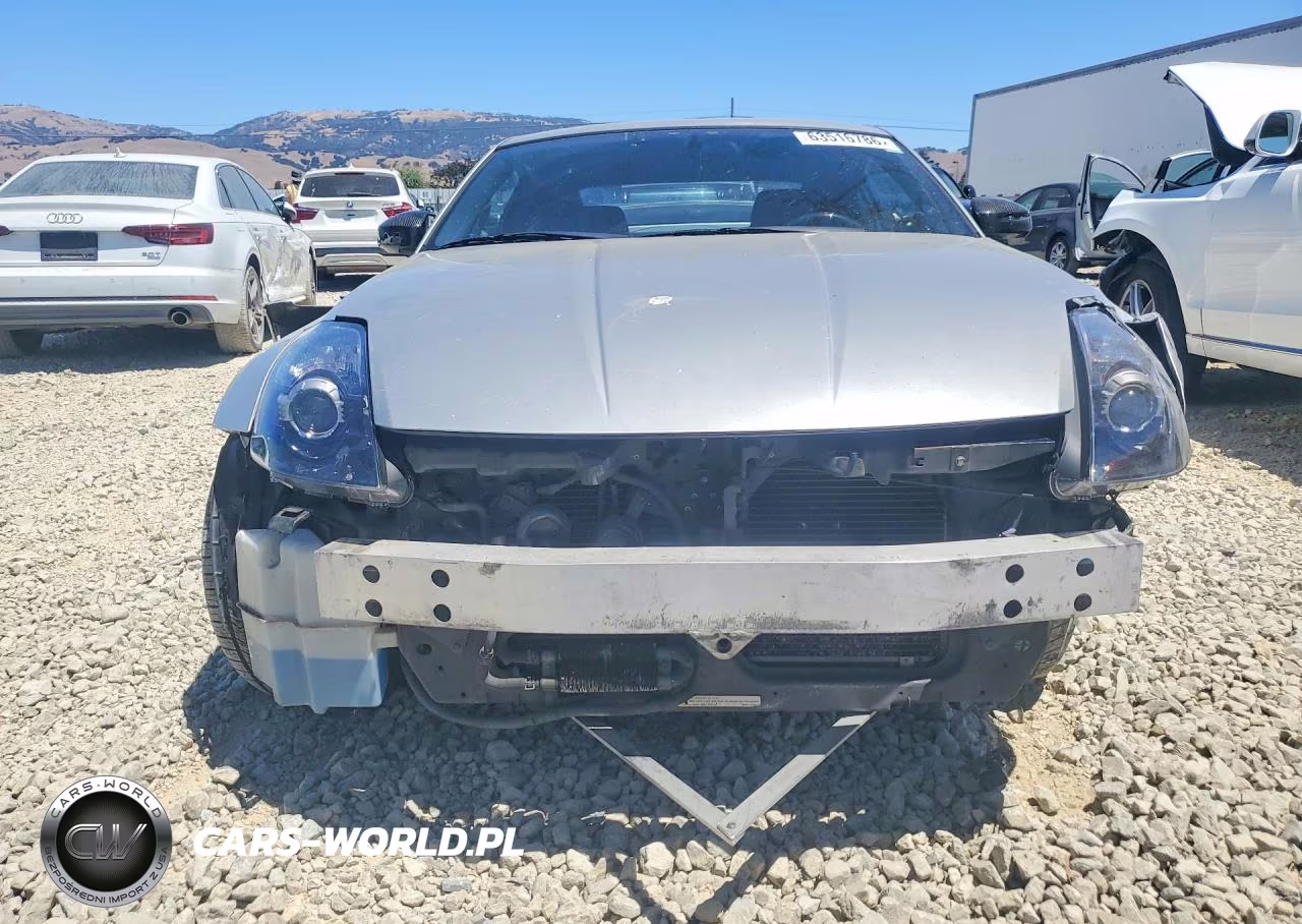2003 Nissan 350Z Coupe VIN:JN1AZ34D33T105131 - 5