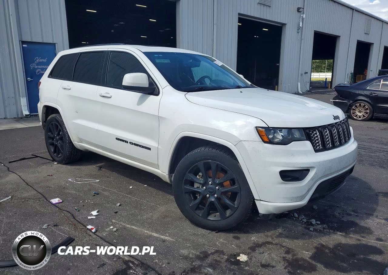 2019 Jeep Grand Cherokee Laredo VIN:1C4RJEAG0KC805771 - 4