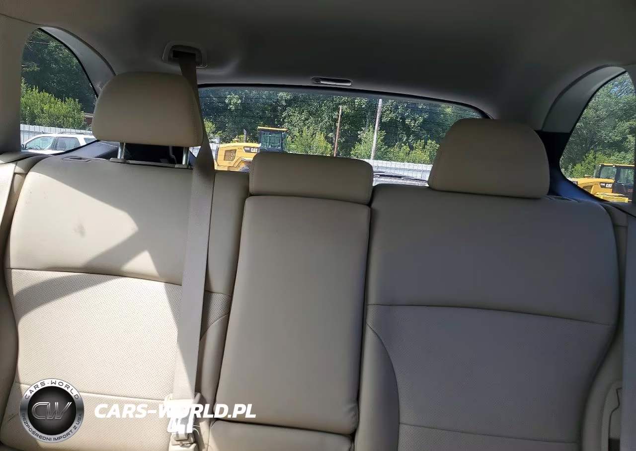 2017 Subaru Outback 3.6R Limited VIN:4S4BSENC2H3386901 - 10