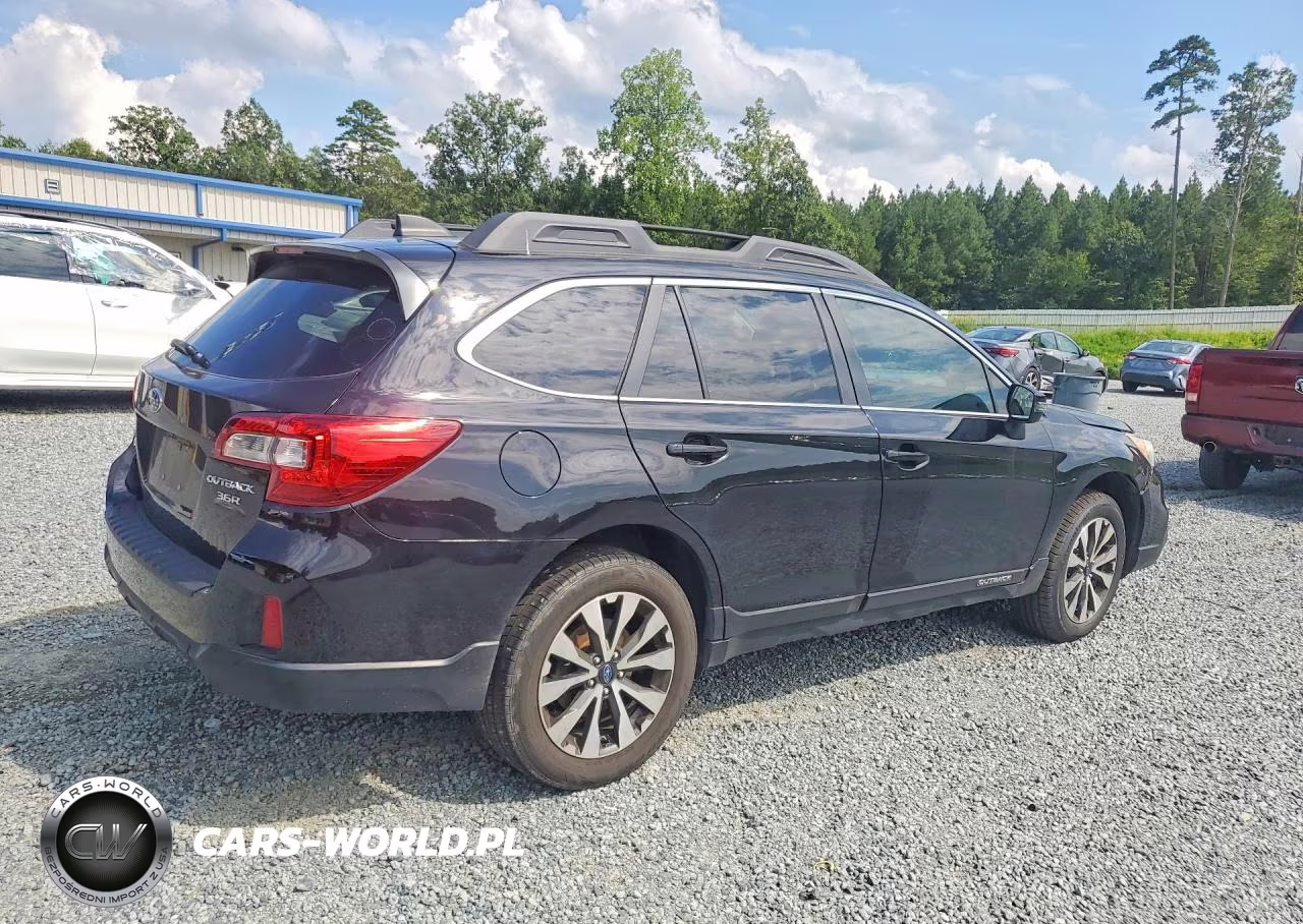 2017 Subaru Outback 3.6R Limited VIN:4S4BSENC2H3386901 - 3