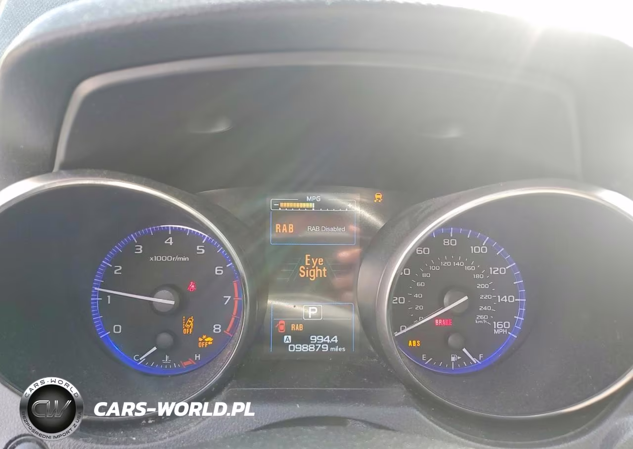 2017 Subaru Outback 3.6R Limited VIN:4S4BSENC2H3386901 - 9