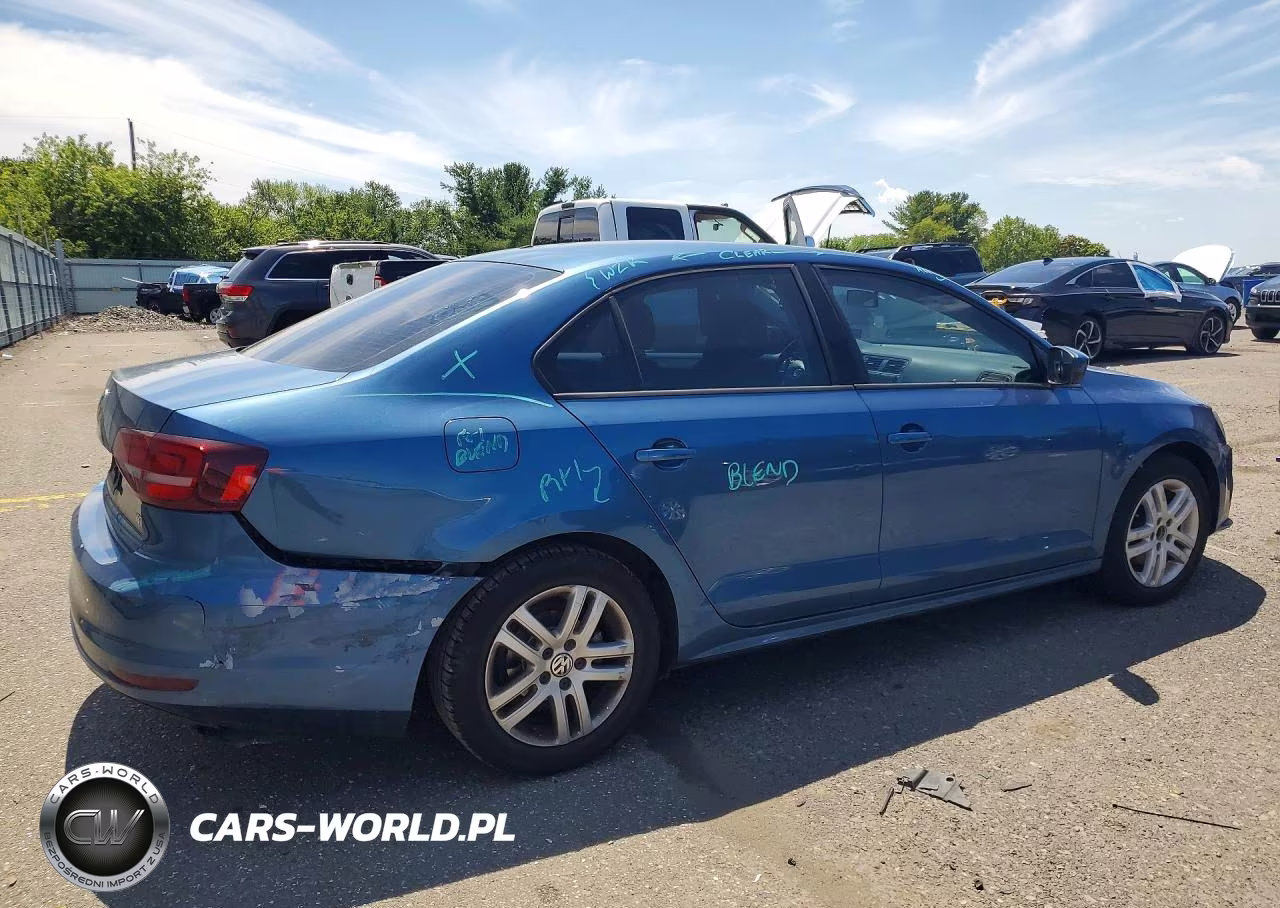 2018 Volkswagen Jetta S VIN:3VW2B7AJ1JM262401 - 3