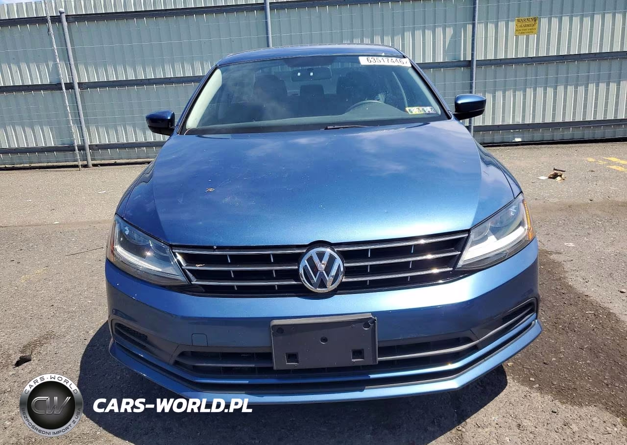 2018 Volkswagen Jetta S VIN:3VW2B7AJ1JM262401 - 5