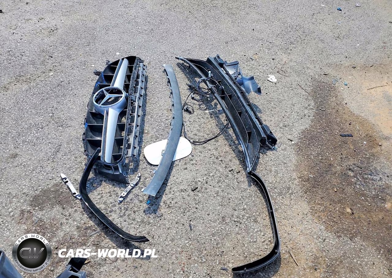 MERCEDES-BENZ E 300 VIN:WDDZF4JB4HA098698 - 12