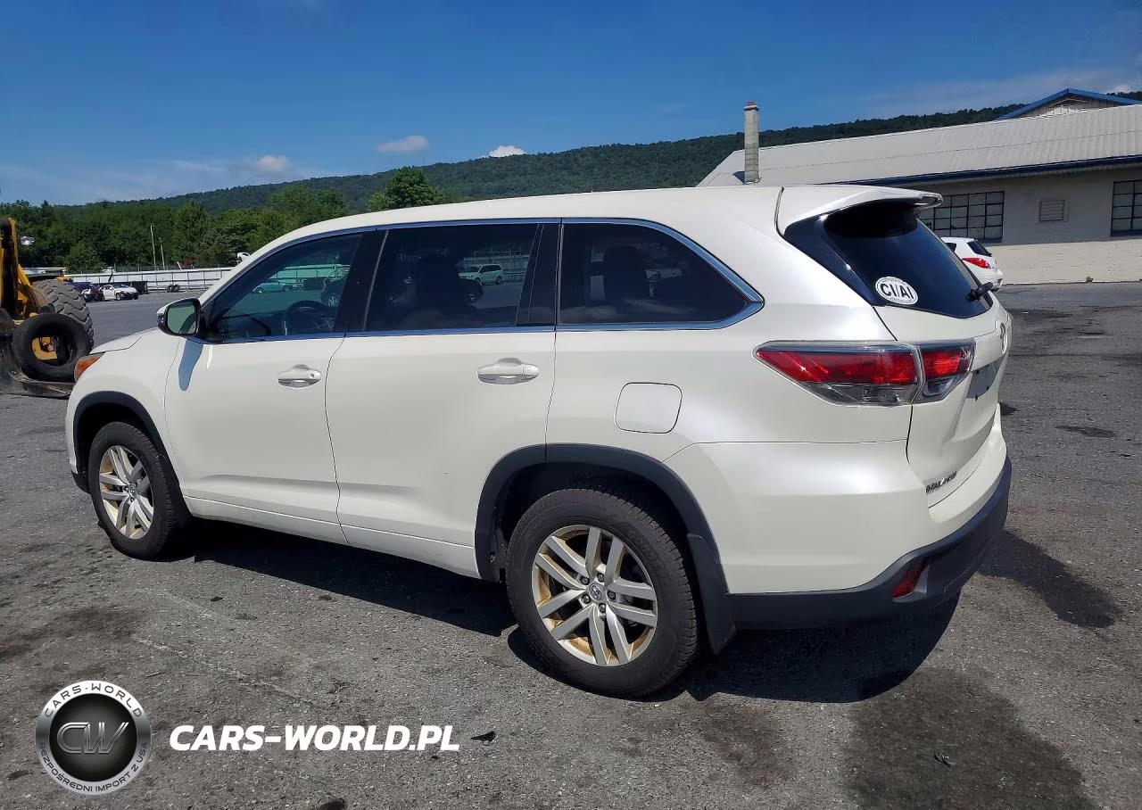 2015 Toyota Highlander Le VIN:5TDBKRFHXFS073676 - 2