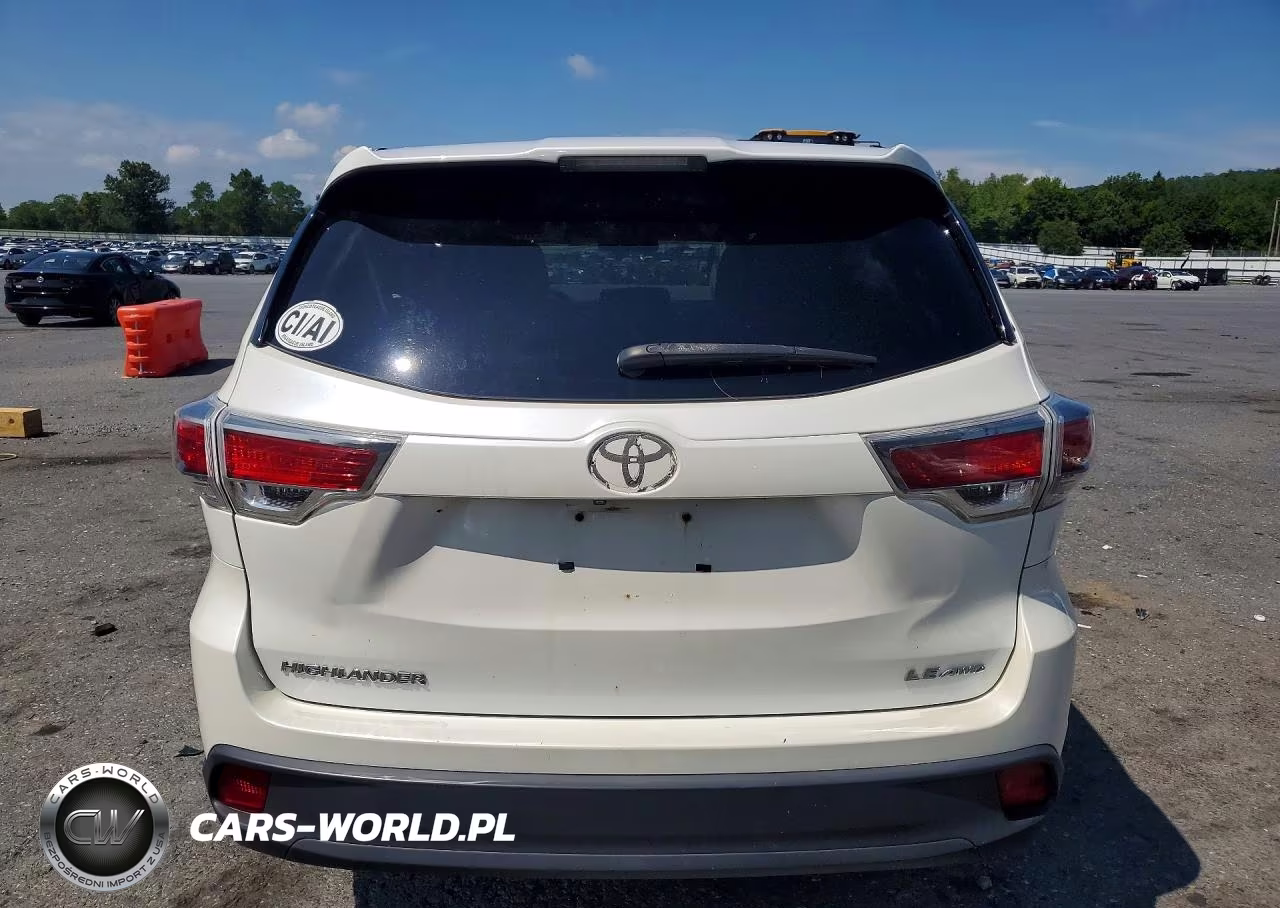 2015 Toyota Highlander Le VIN:5TDBKRFHXFS073676 - 6