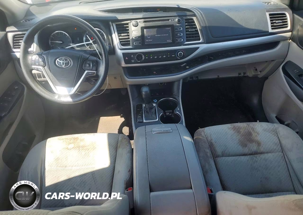 2015 Toyota Highlander Le VIN:5TDBKRFHXFS073676 - 8