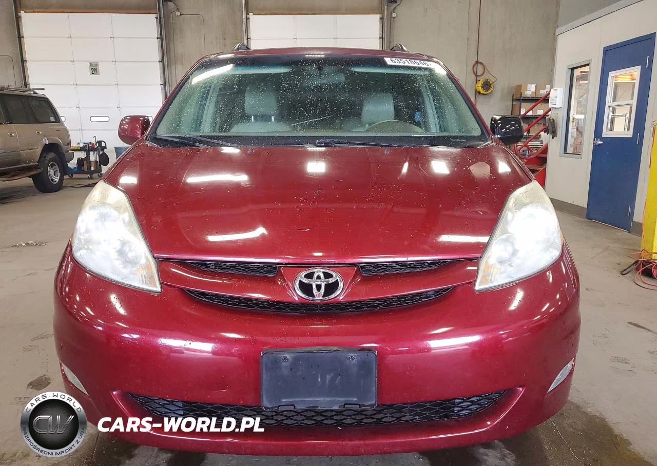 2010 Toyota Sienna Xle VIN:5TDDK4CC1AS030311 - 5