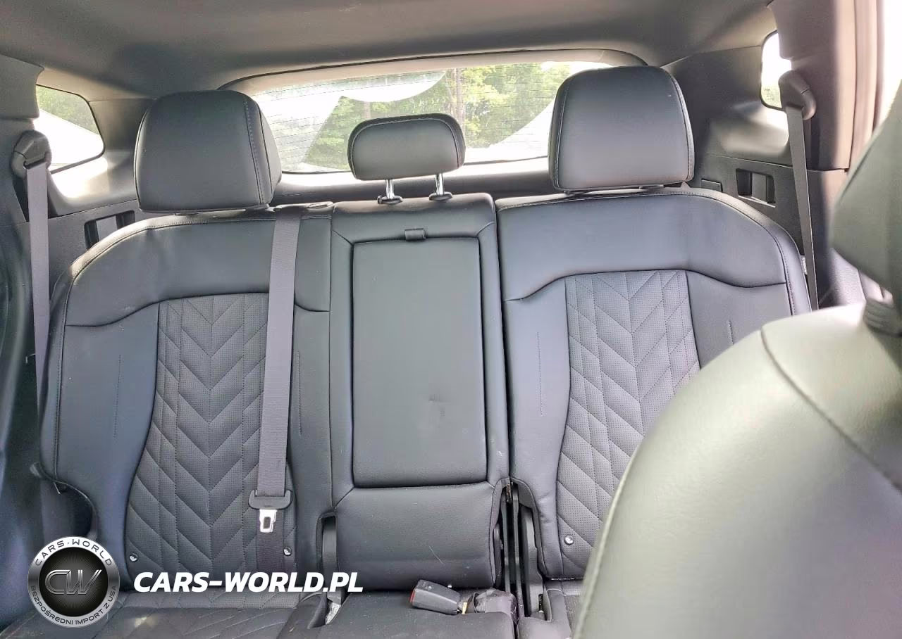 2025 Kia Sportage X Line VIN:5XYK6CDF1SG288115 - 10
