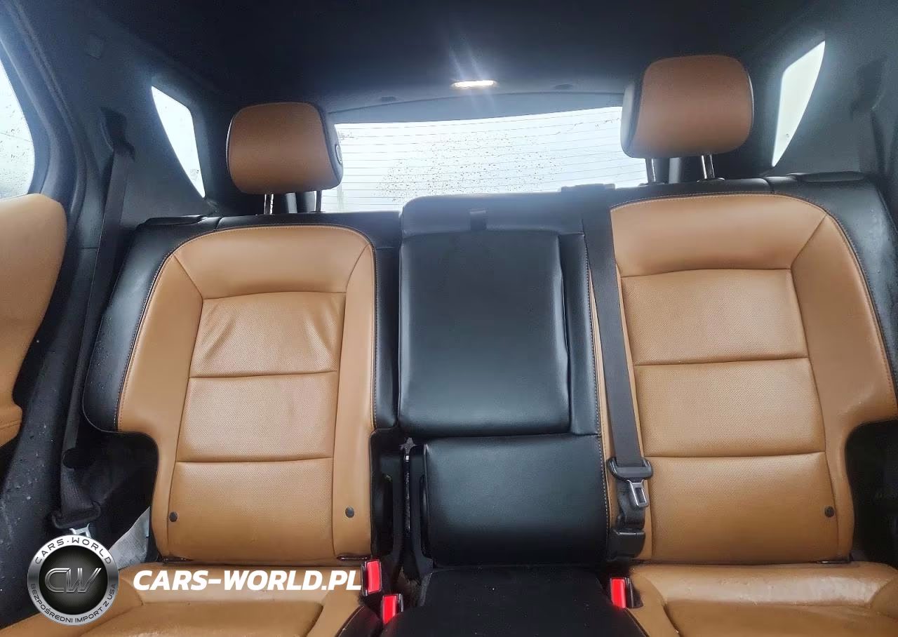 2019 Chevrolet Equinox Premier VIN:2GNAXNEV3K6173742 - 10