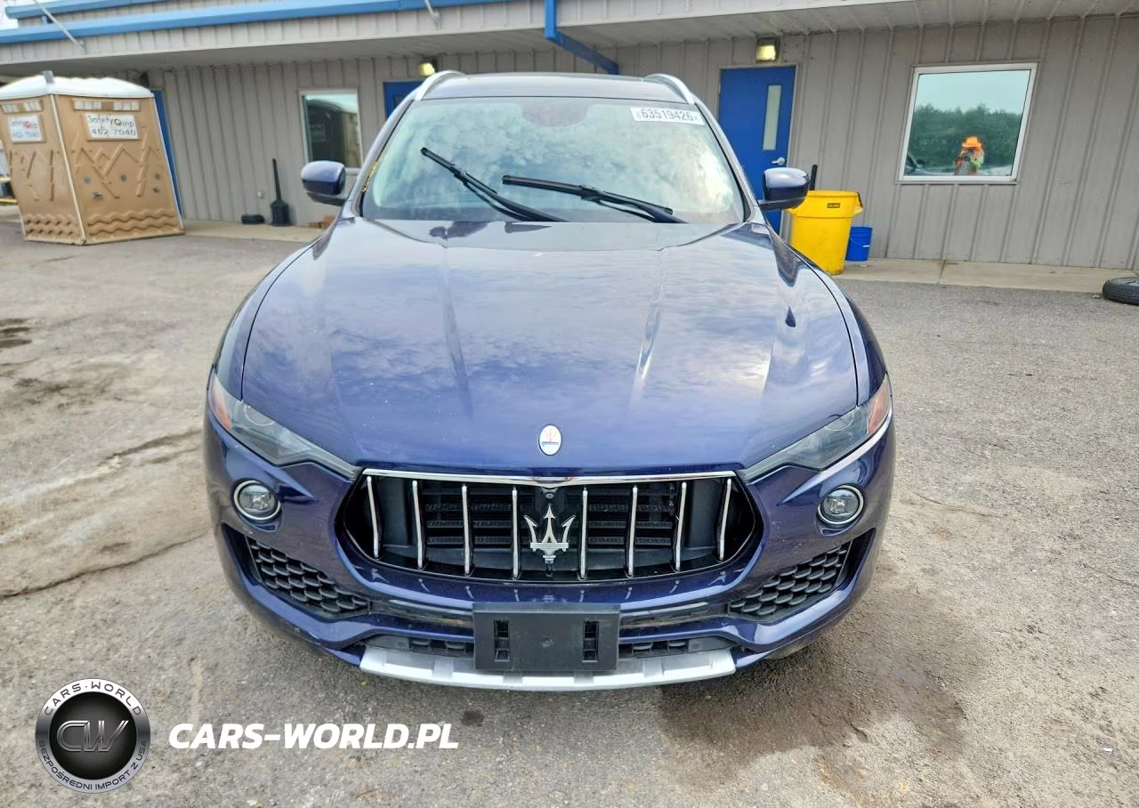 2017 Maserati Levante Luxury VIN:ZN661XUL2HX263371 - 5