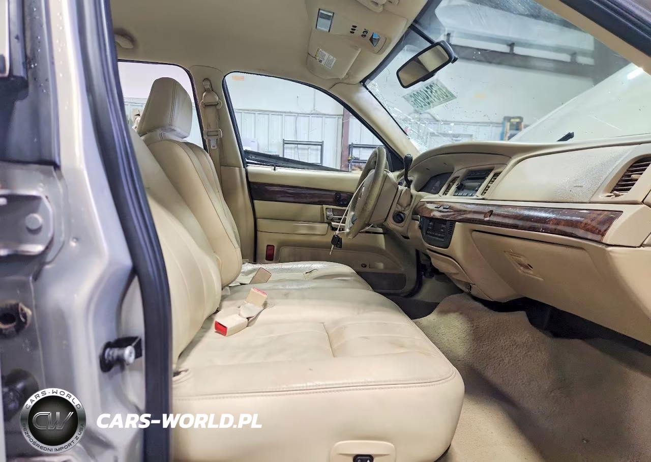 2007 Mercury Grand Marquis Ls VIN:2MEFM75V67X631454 - 7