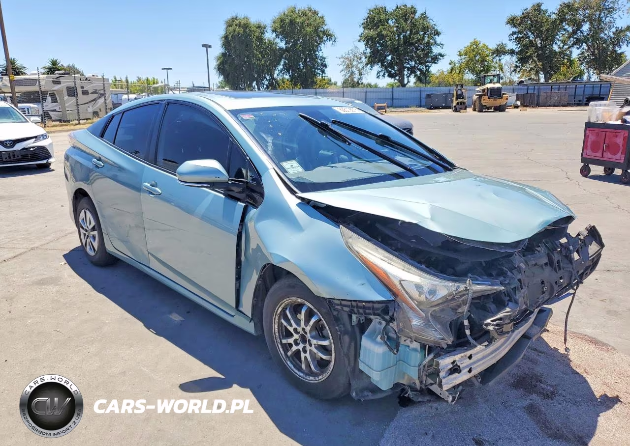 2016 Toyota Prius Four VIN:JTDKARFU4G3014206 - 4