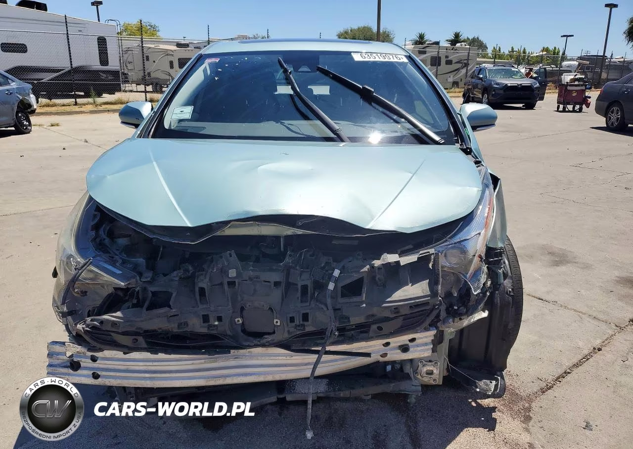 2016 Toyota Prius Four VIN:JTDKARFU4G3014206 - 5