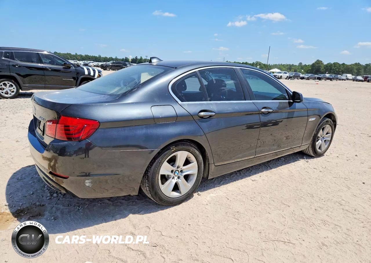 2012 BMW 528 I VIN:WBAXG5C52CDX03673 - 3