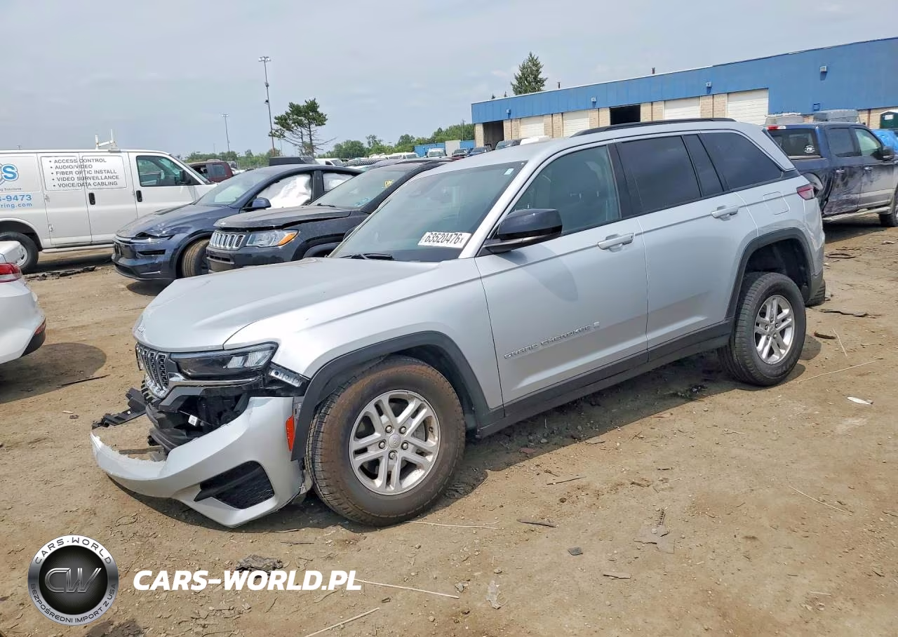 2025 Jeep Grand Cherokee Laredo VIN:1C4RJHAG4S8778725 - 1
