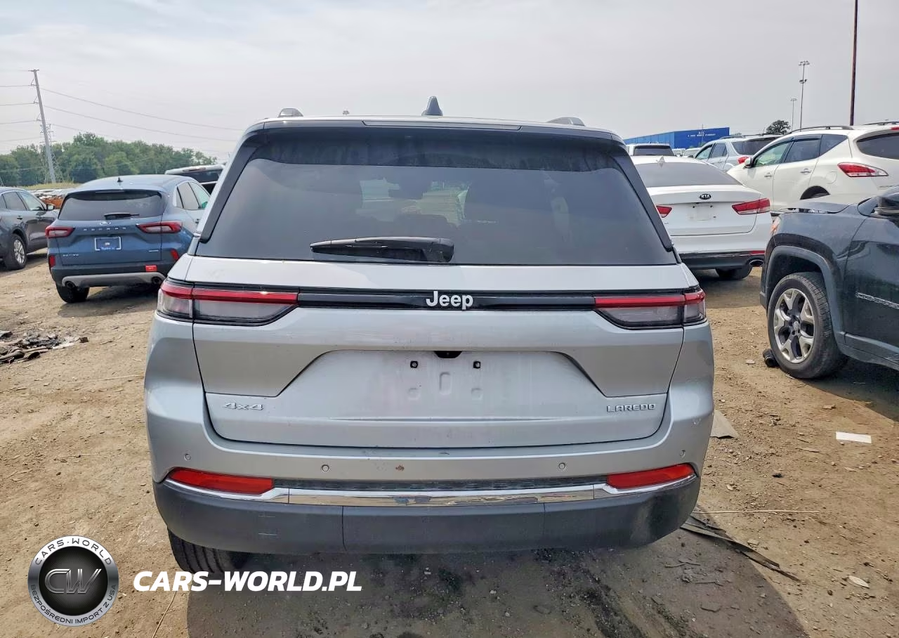 2025 Jeep Grand Cherokee Laredo VIN:1C4RJHAG4S8778725 - 6