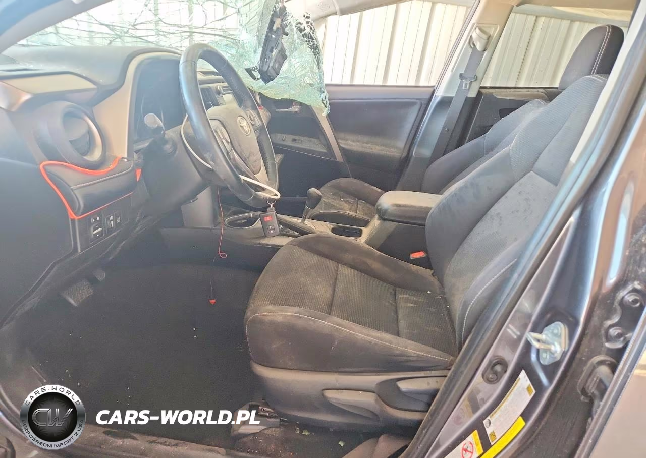 2018 Toyota Rav4 Xle VIN:JTMWFREVXJD111389 - 7