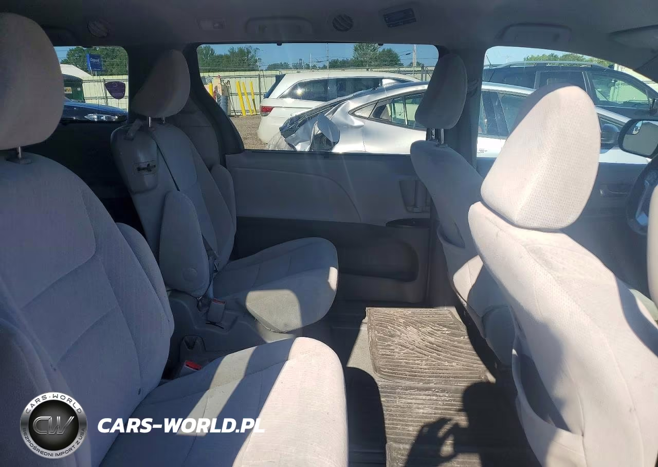 2015 Toyota Sienna Le VIN:5TDKK3DC7FS689730 - 11