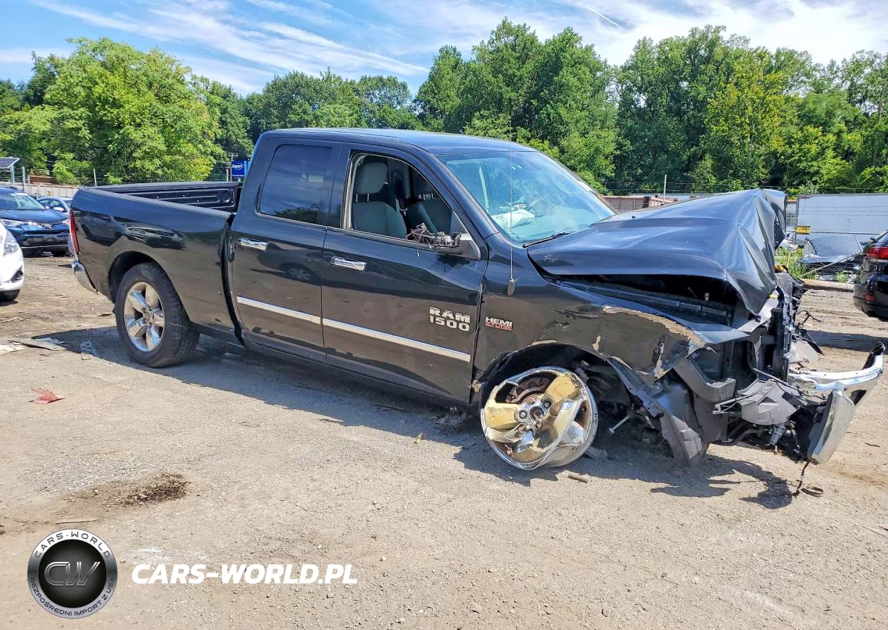 2018 Ram 1500 Slt VIN:1C6RR7GT5JS345379 - 4