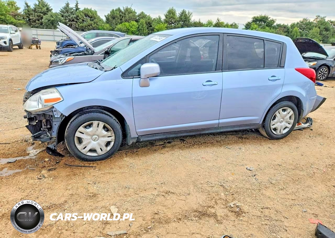 2011 Nissan Versa 1.8 S