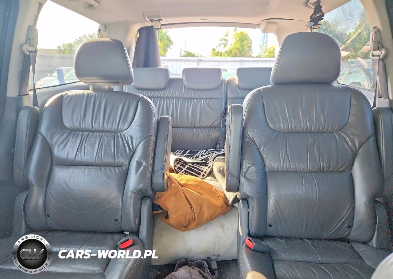 2007 Honda Odyssey Touring VIN:5FNRL38817B112117 - 10