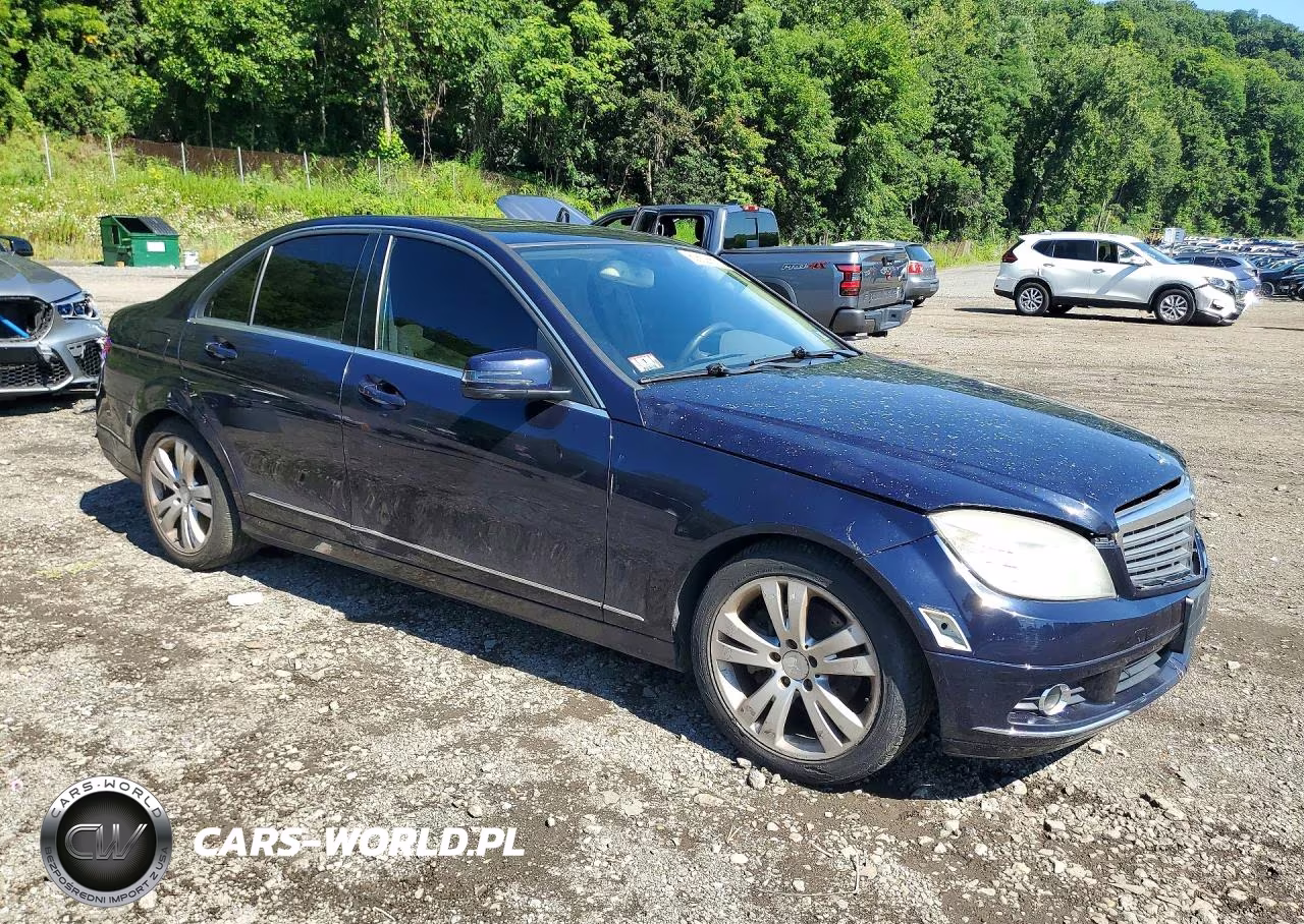 2010 Mercedes-Benz C 300 4Matic VIN:WDDGF8BB4AR108330 - 4