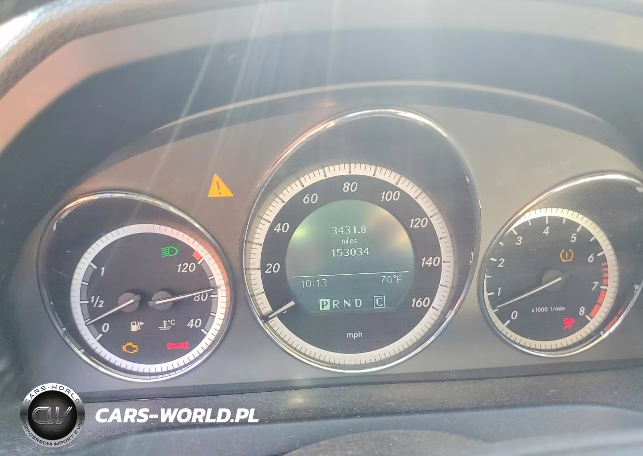 2010 Mercedes-Benz C 300 4Matic VIN:WDDGF8BB4AR108330 - 9
