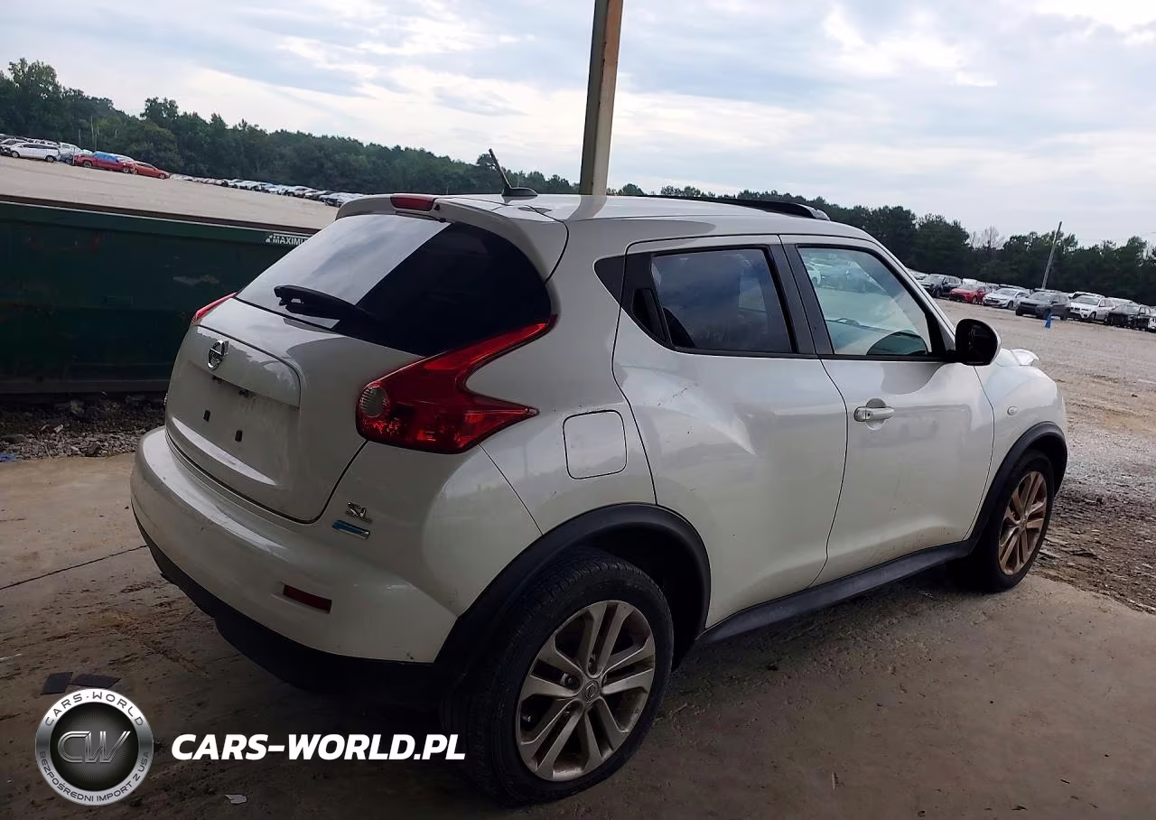 2014 Nissan Juke Sl VIN:JN8AF5MRXET354739 - 3