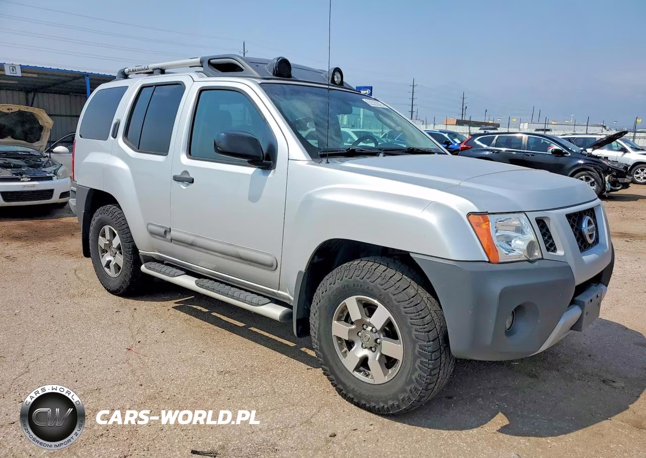 2011 Nissan Xterra X VIN:5N1AN0NW5BC523935 - 4