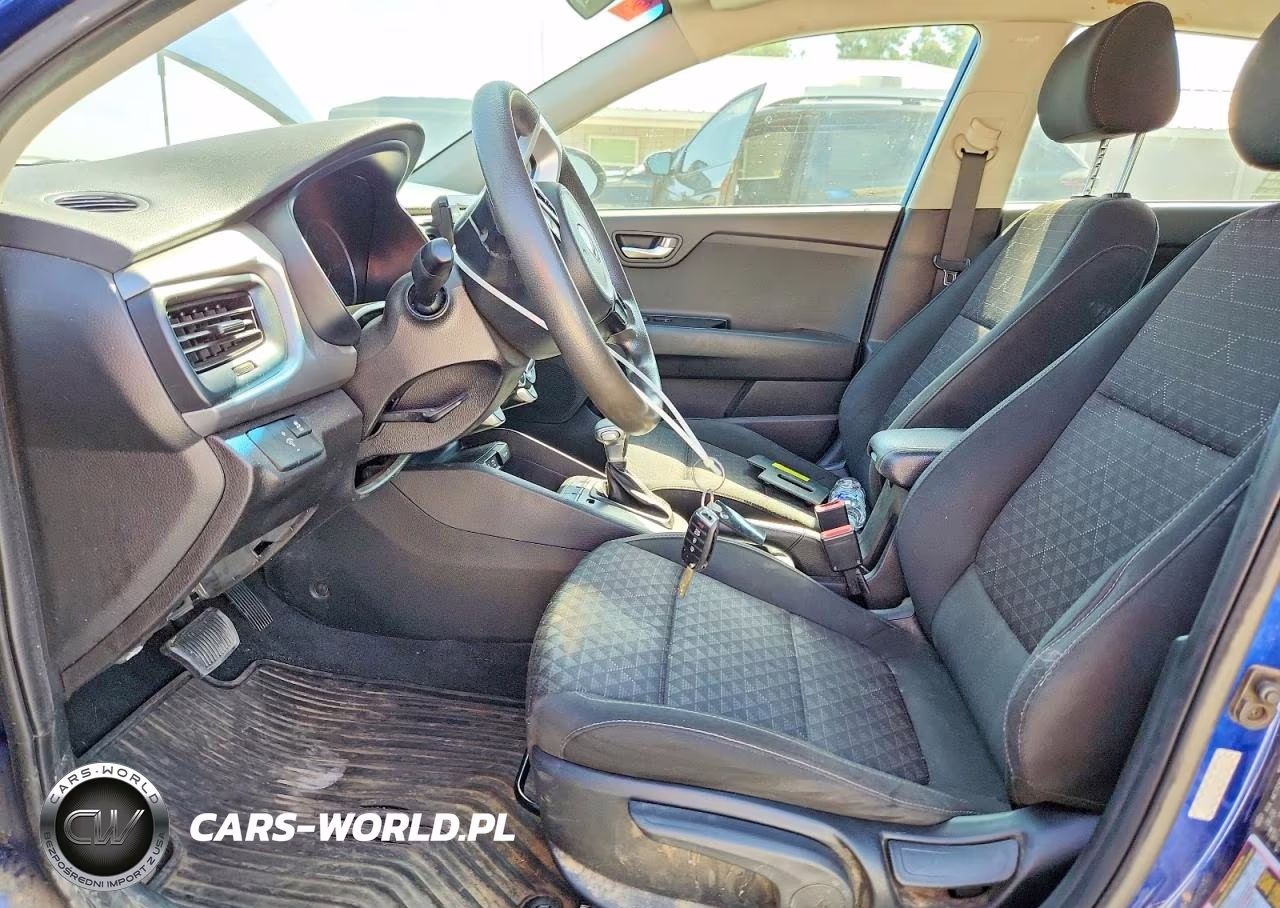2020 Kia Rio 5-Door S VIN:3KPA25AD5LE334632 - 7