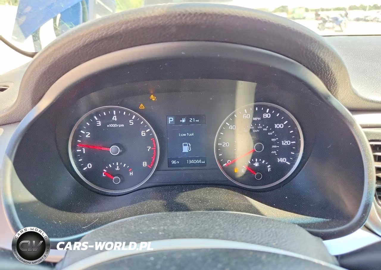 2020 Kia Rio 5-Door S VIN:3KPA25AD5LE334632 - 9