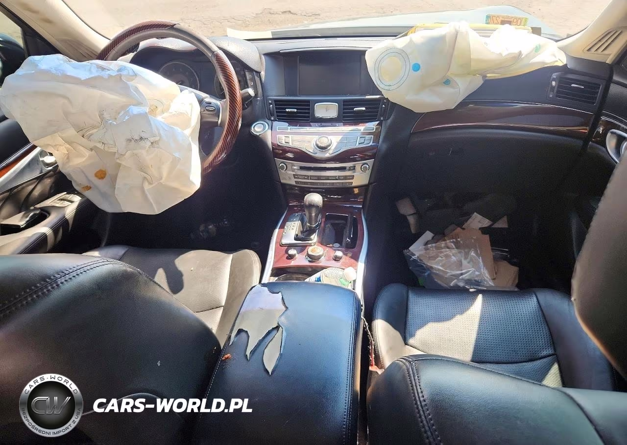 2018 Infiniti Q70L 3.7 Luxe VIN:JN1BY1PR9JM370257 - 8