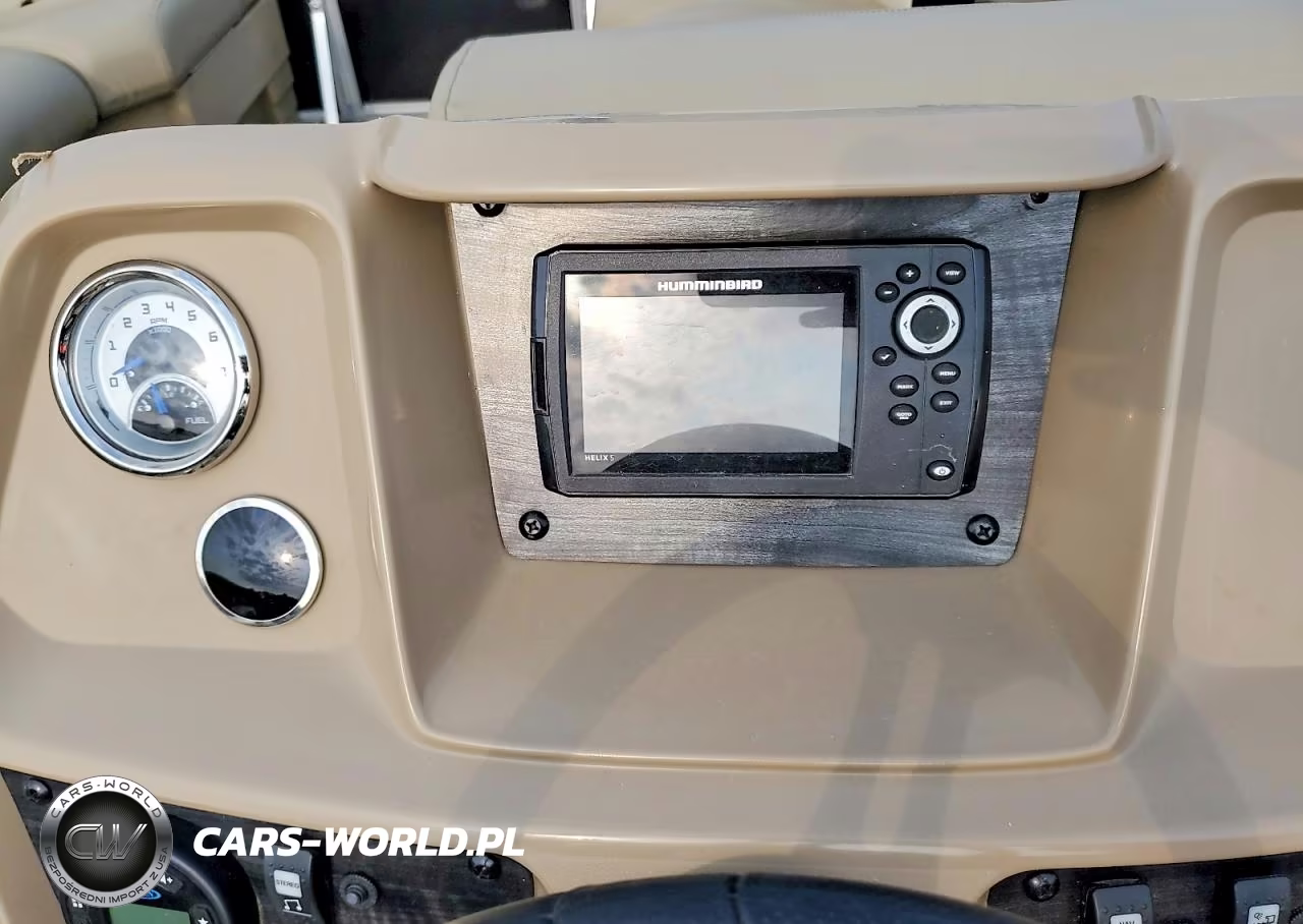 2020 Starcraft Pontoon Boat VIN:STR58810J920 - 8