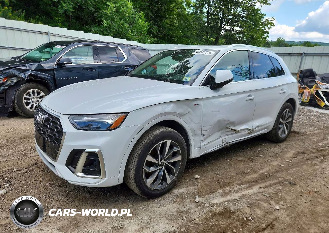 2022 Audi Q5 Premium Plus 45