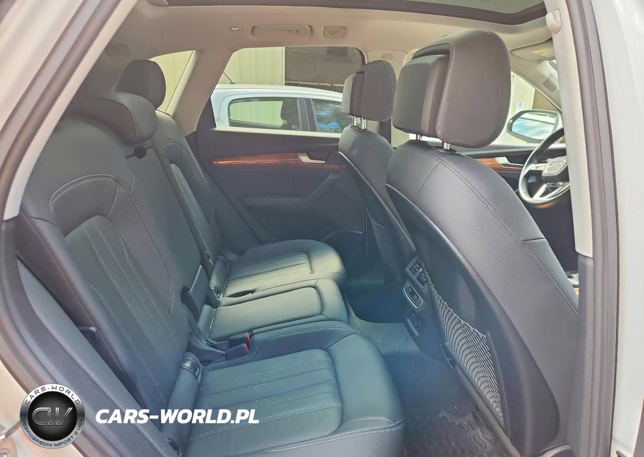 2022 Audi Q5 Premium Plus 45 VIN:WA1EAAFY7N2082353 - 11