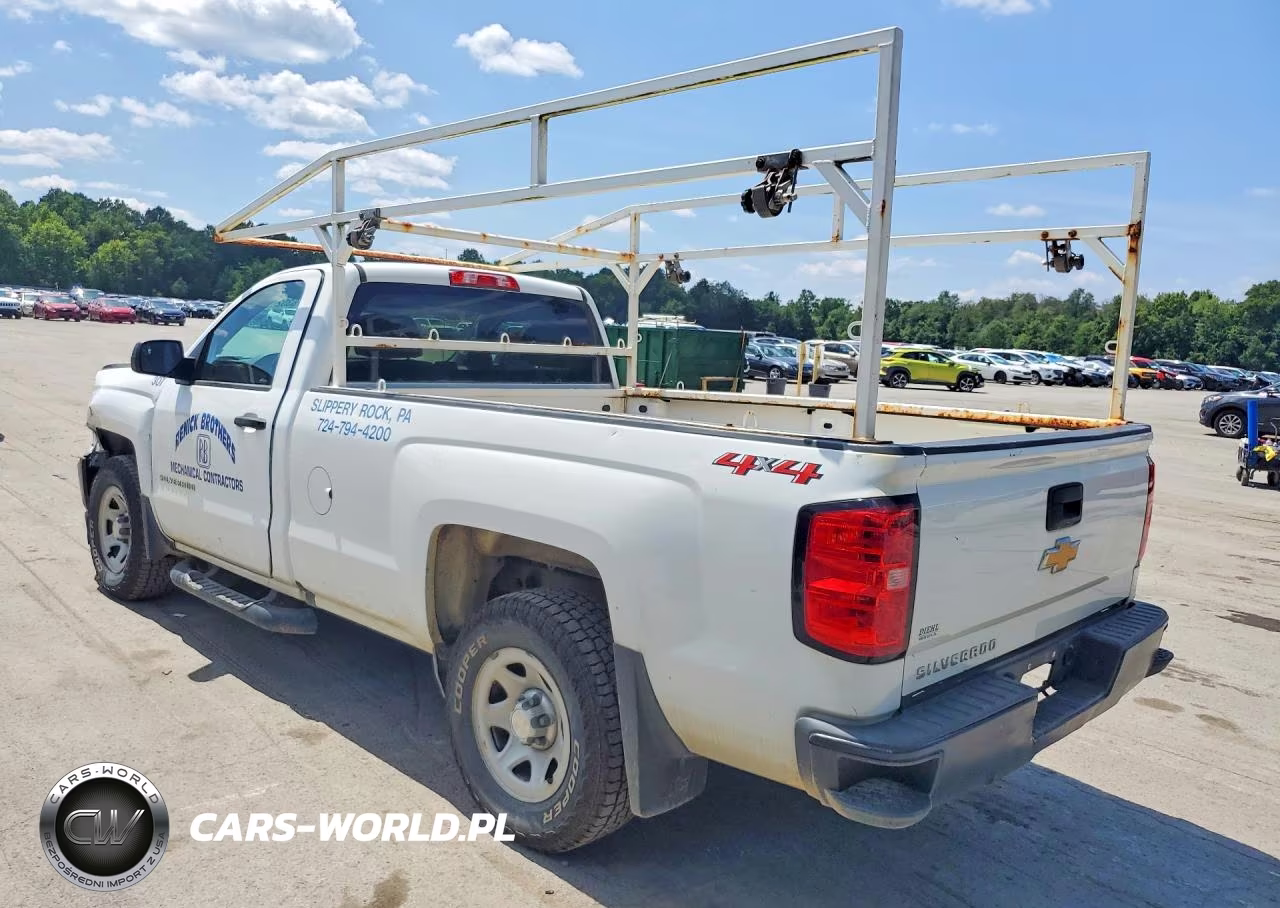 2018 Chevrolet Silverado K1500 VIN:1GCNKNEH9JZ330275 - 2