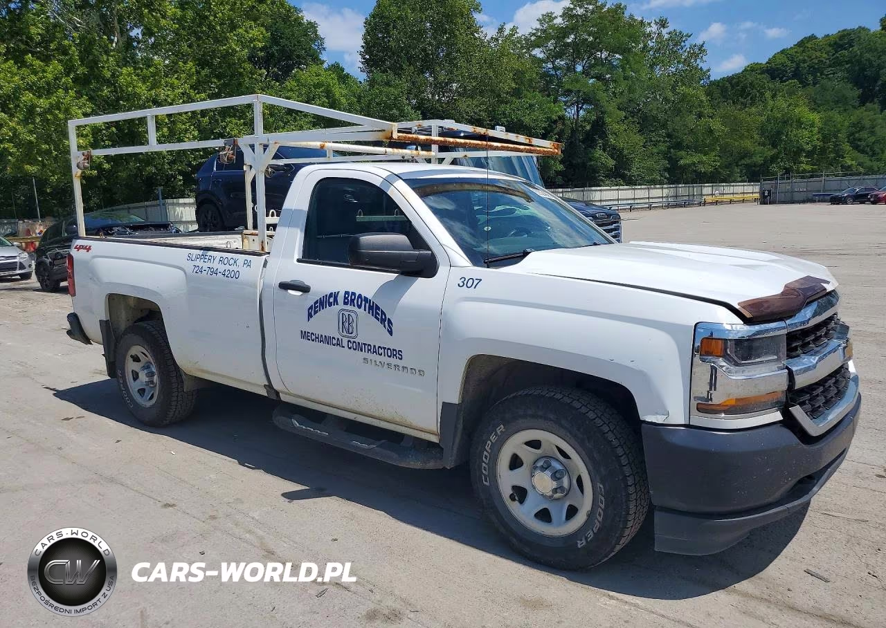 2018 Chevrolet Silverado K1500 VIN:1GCNKNEH9JZ330275 - 4